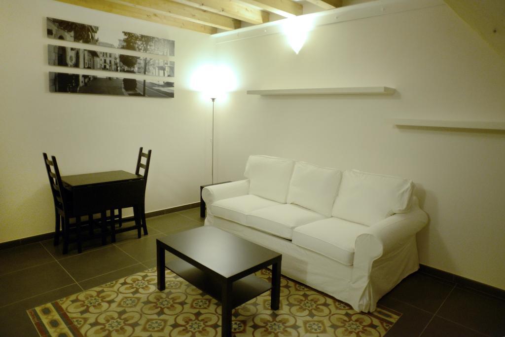 B&B Thule Калтанисета Екстериор снимка